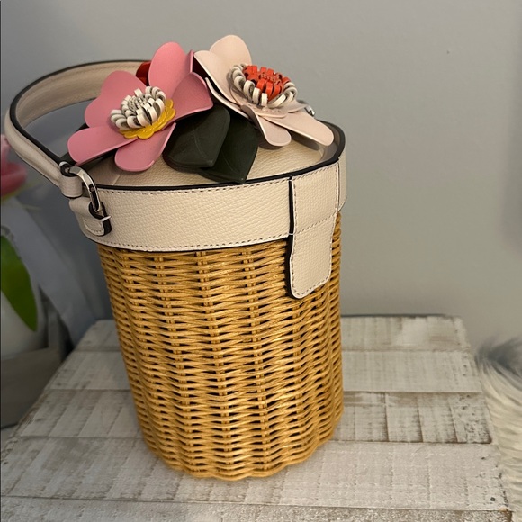 Kate spade wicker flower bouquet bag - Picture 6 of 13